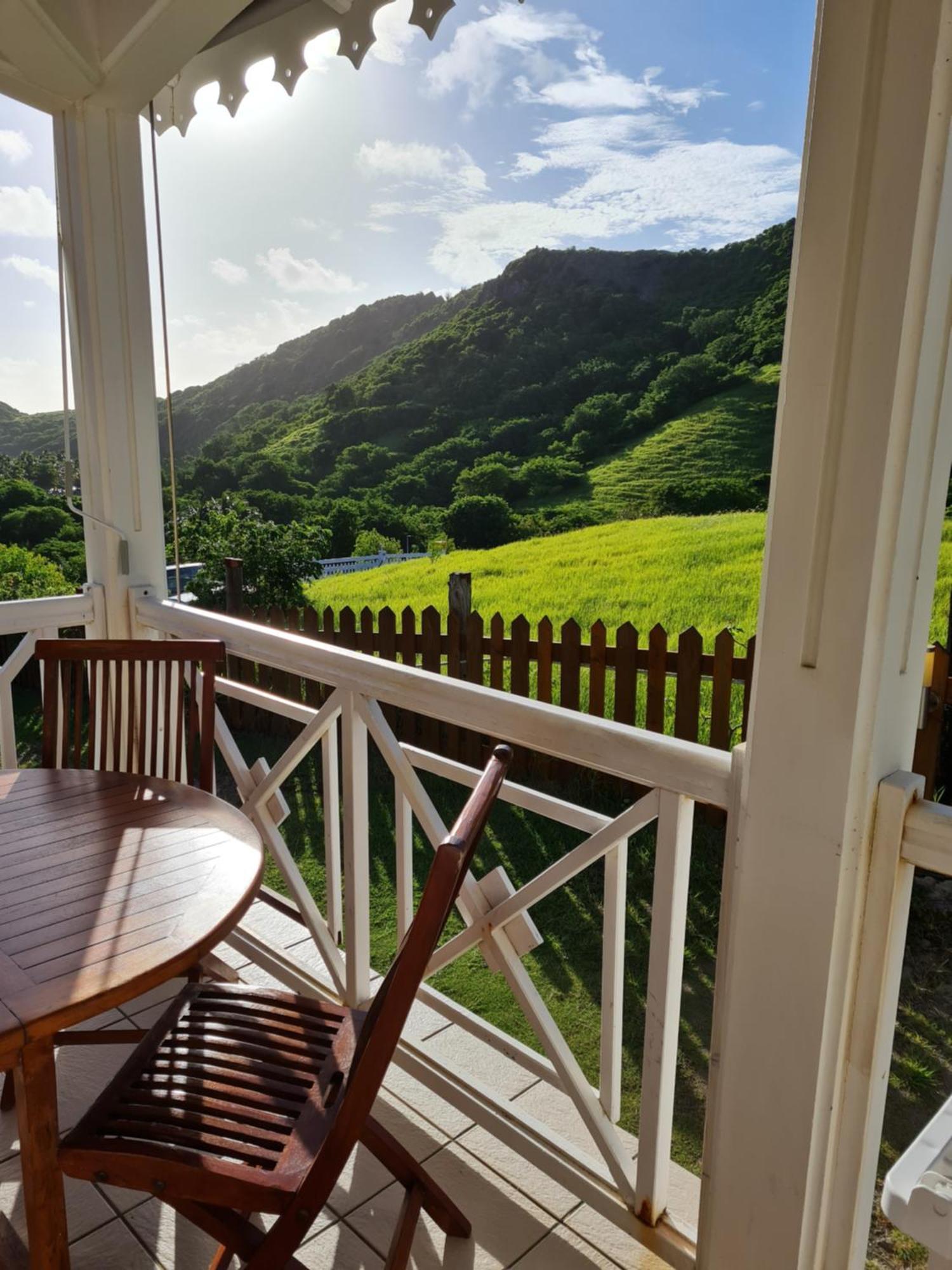 Chez Gisele Et Philippe Villa Terre-De-Haut Bilik gambar